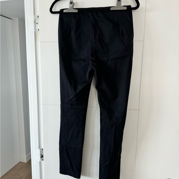 Mid-rise black Michael Kors pants 🖤 - Picture 2 of 4